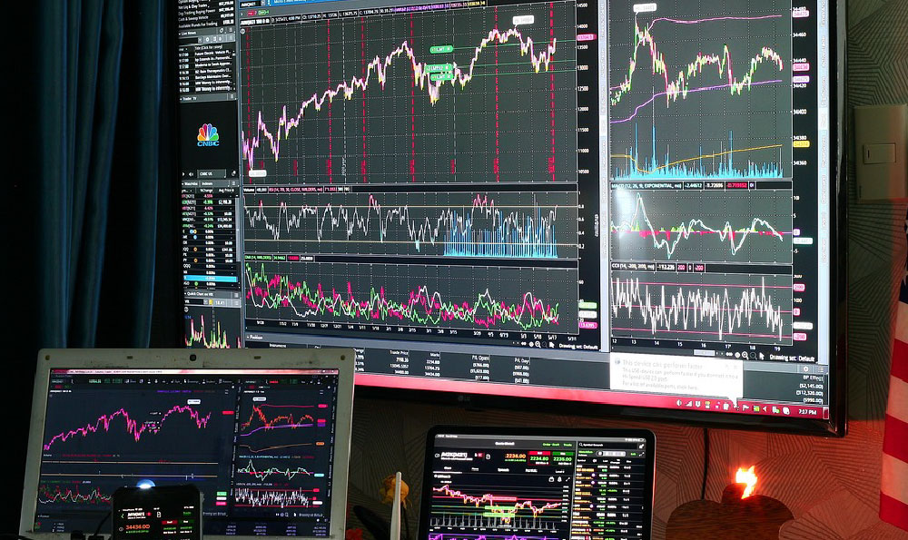 华夏配资网除权除息后股价会跌吗_放弃配股会损失钱吗_华夏配资网除权除息后多久可以卖