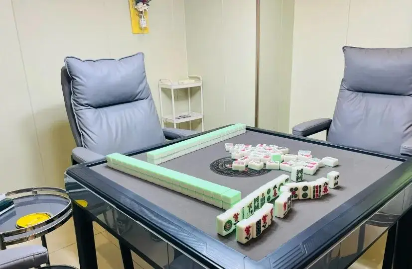 小成本低风险挣钱项目_现在什么小本生意好做_2025年经济现状