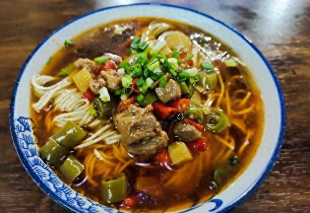 小面馆月入4万秘诀_品质价值提升顾客体验_个人小程序怎么盈利