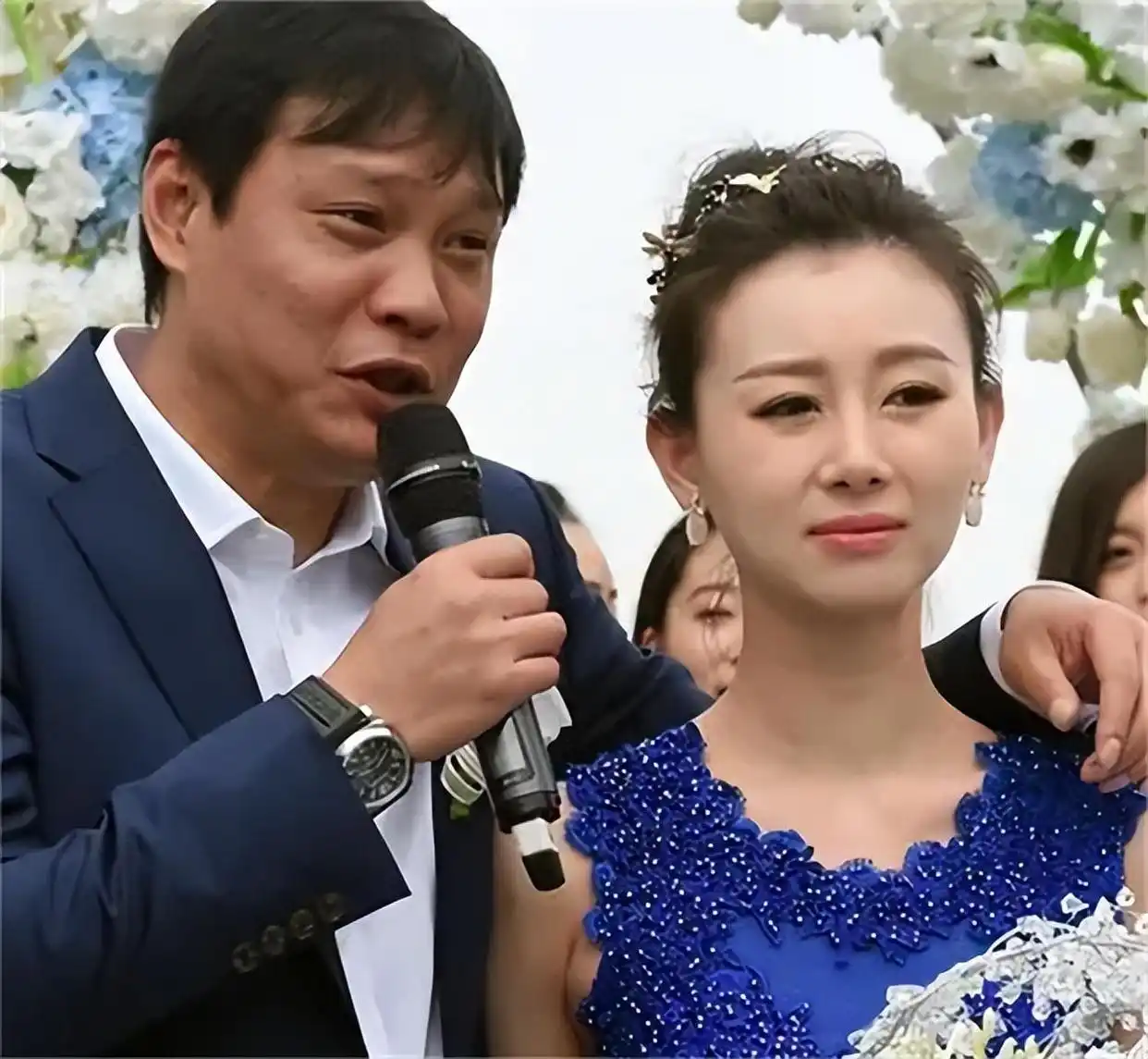范志毅感情史_范志毅小女儿100天办洒_范志毅女儿范斯晶