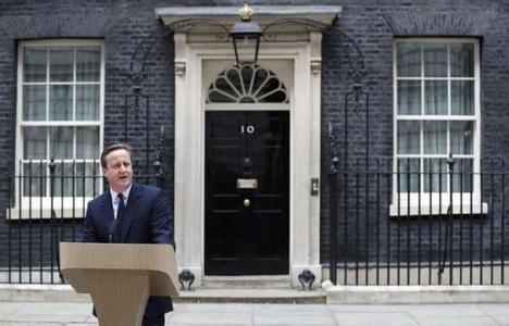 6.29脱欧风暴后黄金上涨，原油暴跌，投资者该如何应对？