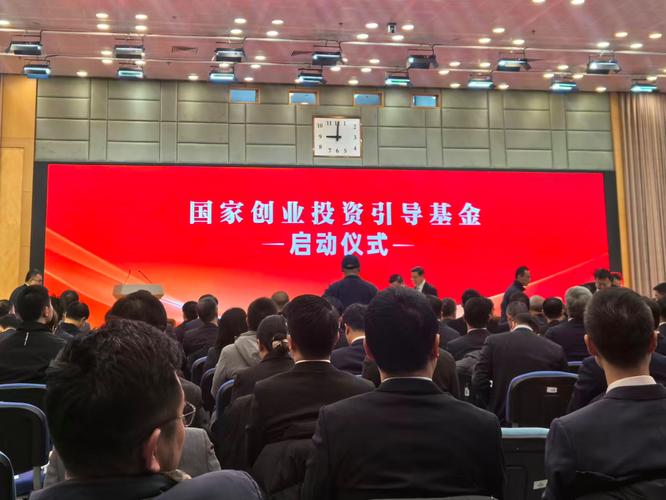 基金公司播客布局_投资者耳朵阵地抢占_公司战略谁讲得比较好